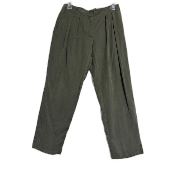 Chico's Pants - Chico's Ultimate Fit Pleated Skimmer Trousers Womens 2 Green Slimming Cropped